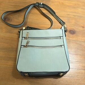 Simply Noelle Powder Blue Crossbody Organizer Bag